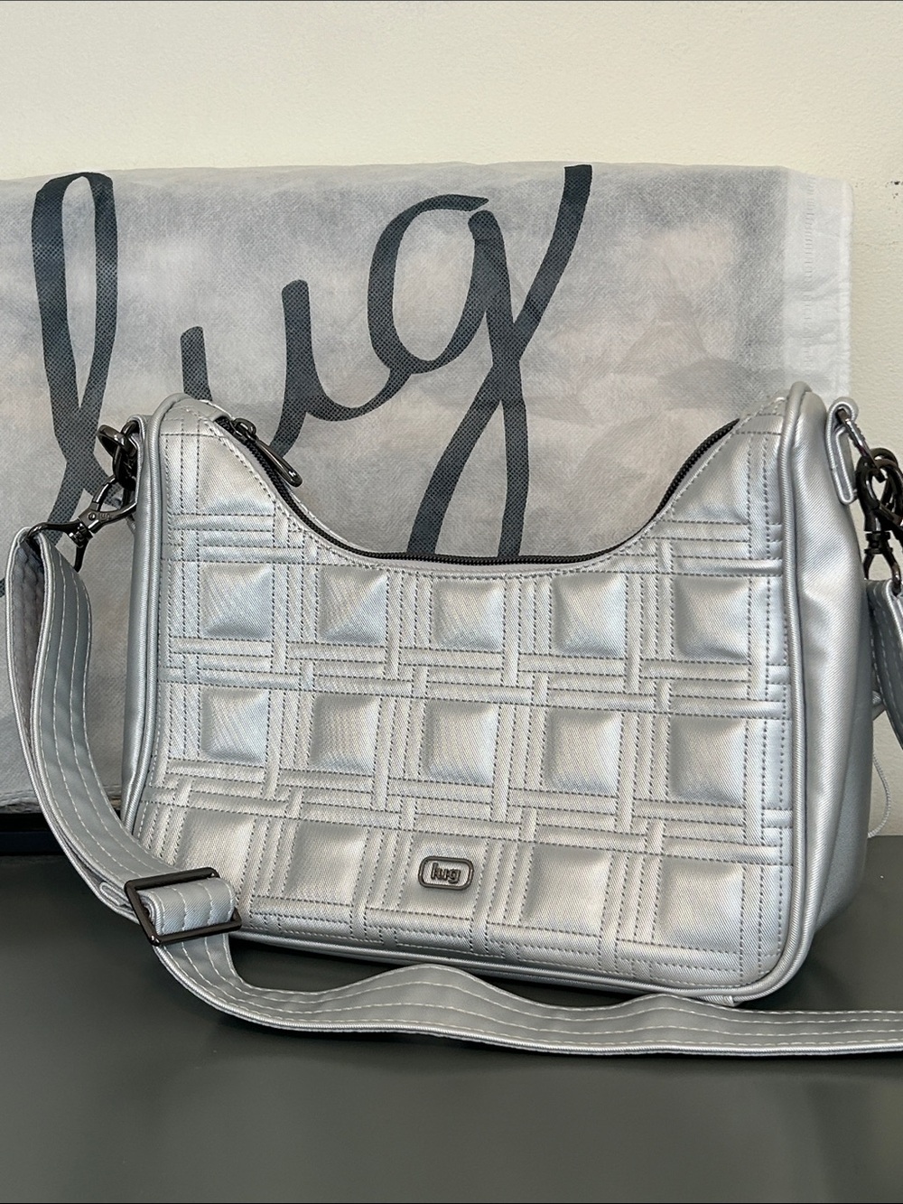 lug NWOT lug Groove Metallic Silver Quilted Crossbody / shoulder bag. 2 straps.